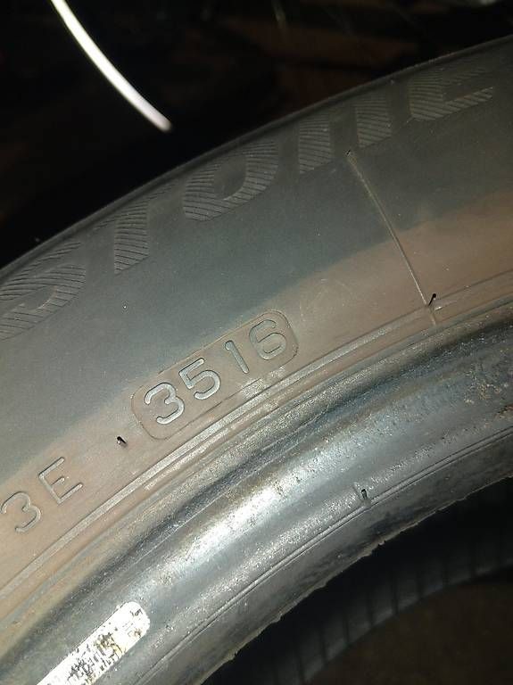 Bridgestone Pneumatici & Ruote complete: 195-55-16 Winterreifen – Usato da Winterthur venduto da Giacola 2