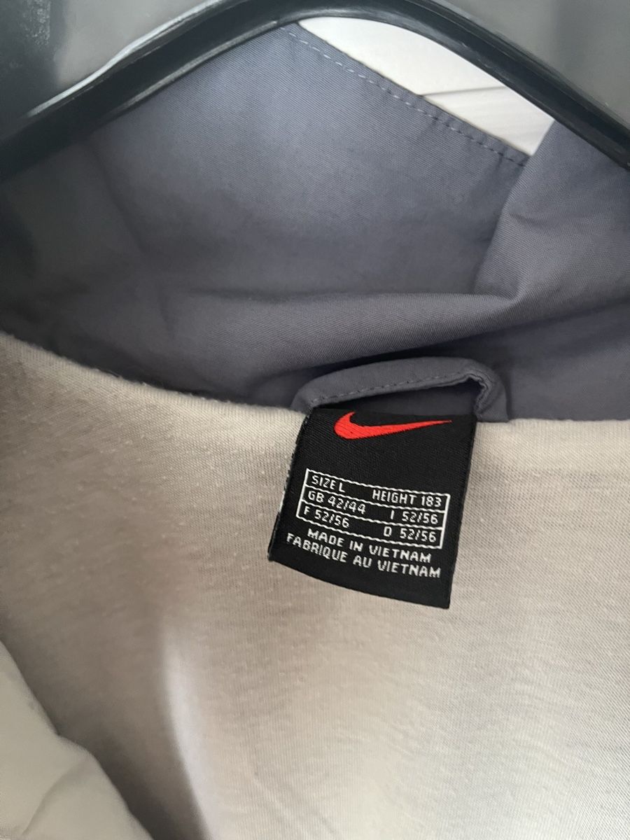 Nike Giacche: Nike Jacke L Vintage – Usato da Bern venduto da vad_7whw 2