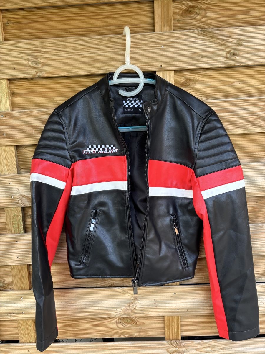 Giacche: Veste Taille.S – Usato da Delémont venduto da Vendeur_3 1