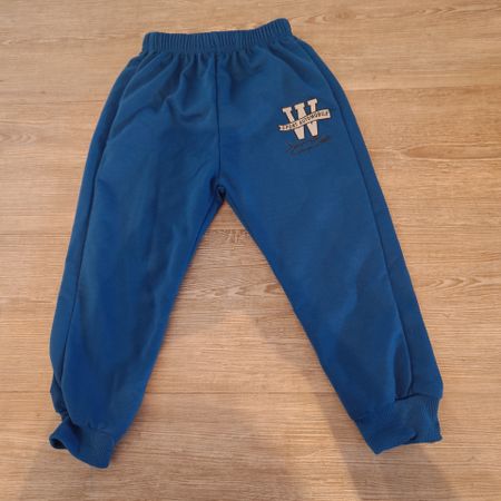 Trainerhose Grösse 98