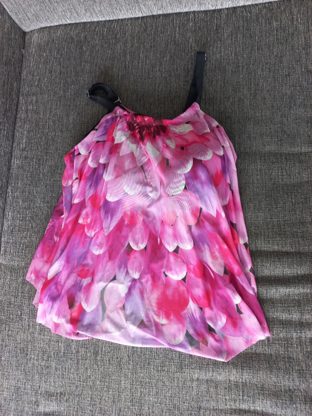 Badekleider & Bikinis: Tankini Gr. 52 ungetragen – Neu (gemäss Beschreibung) aus Oberuzwil von venditum. 1