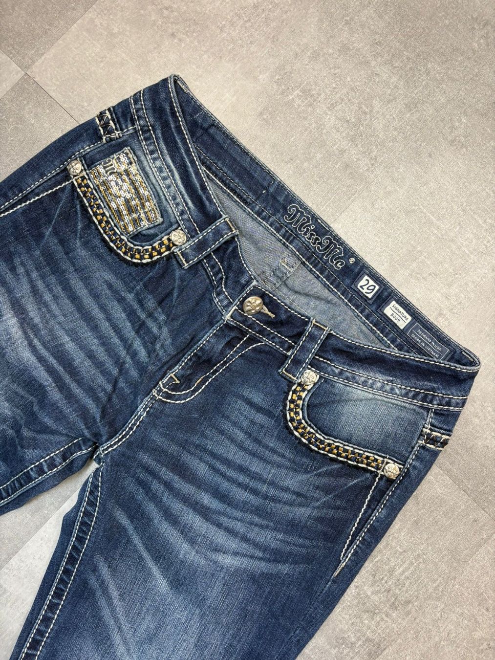Jeans: Miss Me Bootcut Flared Jeans - Grösse L/29 – Nuovo (secondo la descrizione) da Werdenberg venduto da hase.vintage 3