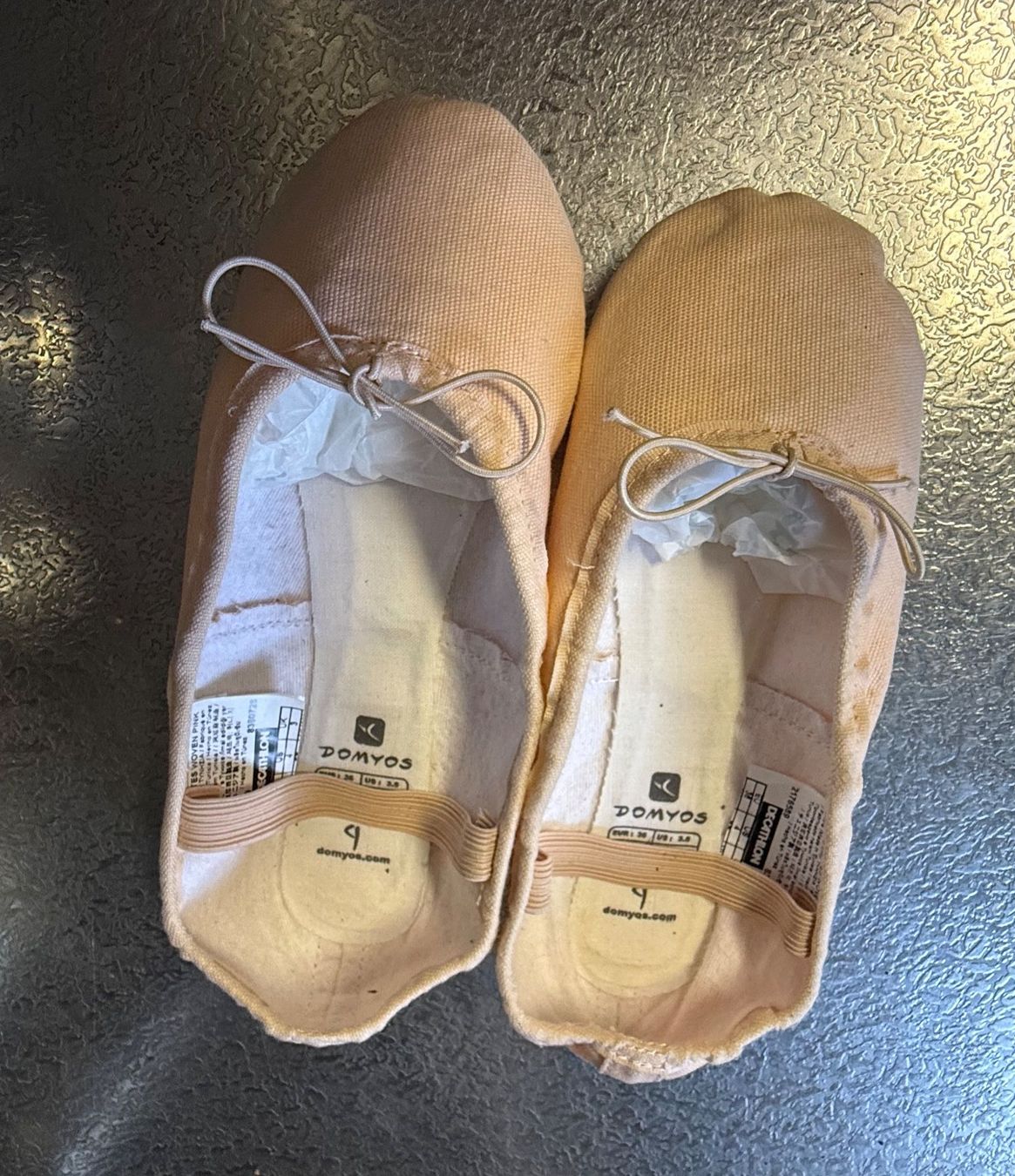 Scarpe per ragazze: neue Ballettschuhe – Nuovo (secondo la descrizione) da Bern venduto da rewe45