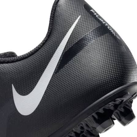 Nike Herrenschuhe: Nike Phantom GT2 Club FG/MG Gr. 44.5 – Neu und originalverpackt aus Spreitenbach von Opfikoner1 5