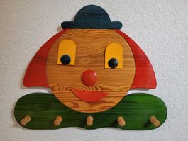 Kindergarderobe aus Holz Clown