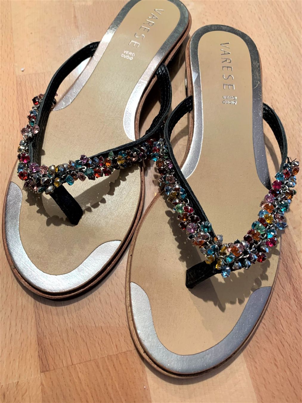 Scarpe da donna: Flip Flops mit Schmucksteinen Gr. 39 – Nuovo e nell'imballaggio originale da Wetzikon ZH venduto da EvisStore 1