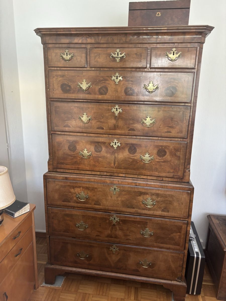 Cassettiere: COMMODE SCRIBAN EN PARTIE D'EPOQUE GEORGE III – Usato da Buttes venduto da ButtA15 1