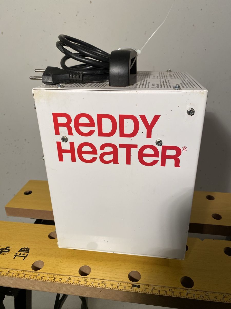 Radiateurs: Reddy Heater 2 kW Elektroheizer – D'occasion à Volketswil par Ahot 3