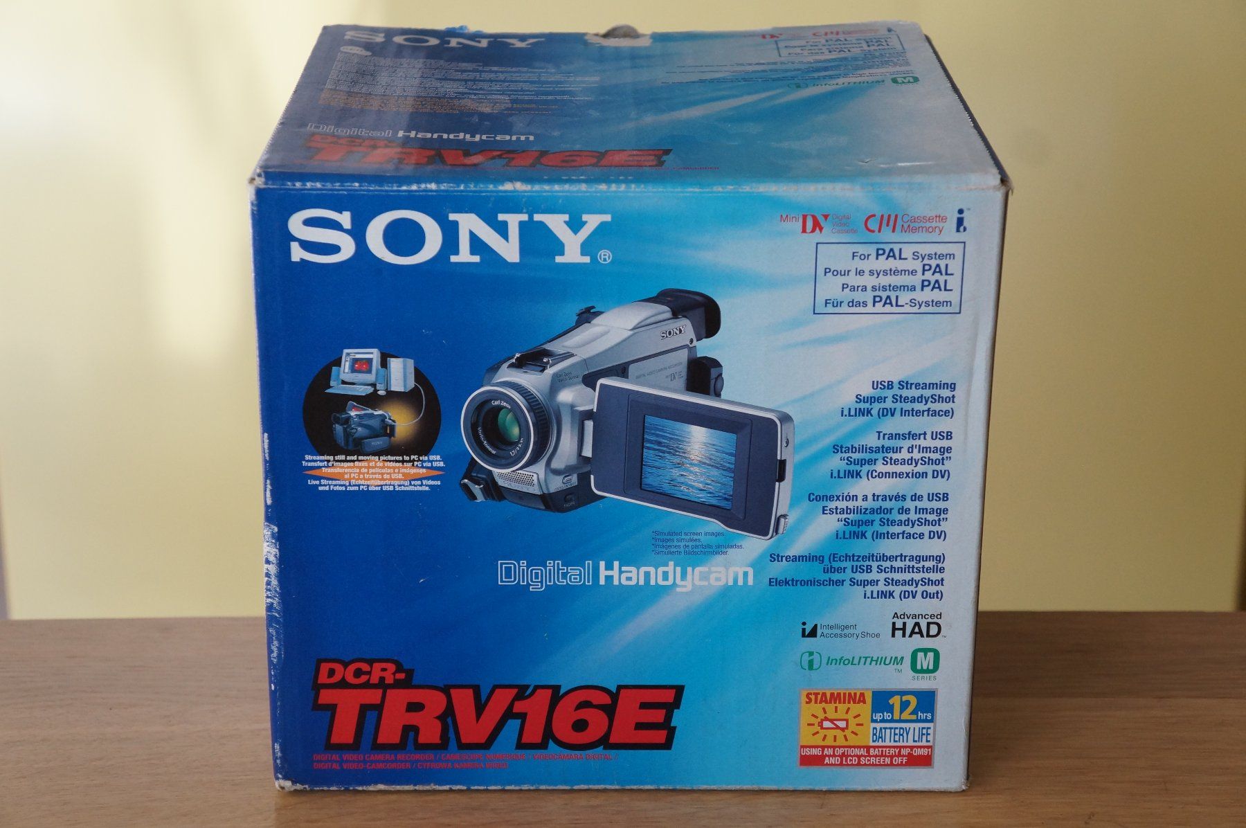 Sony Videocamere: Sony TRV16E ... MiniDV Camcorder ... einwandfrei – Usato da St.Gallen venduto da My_tinker 9