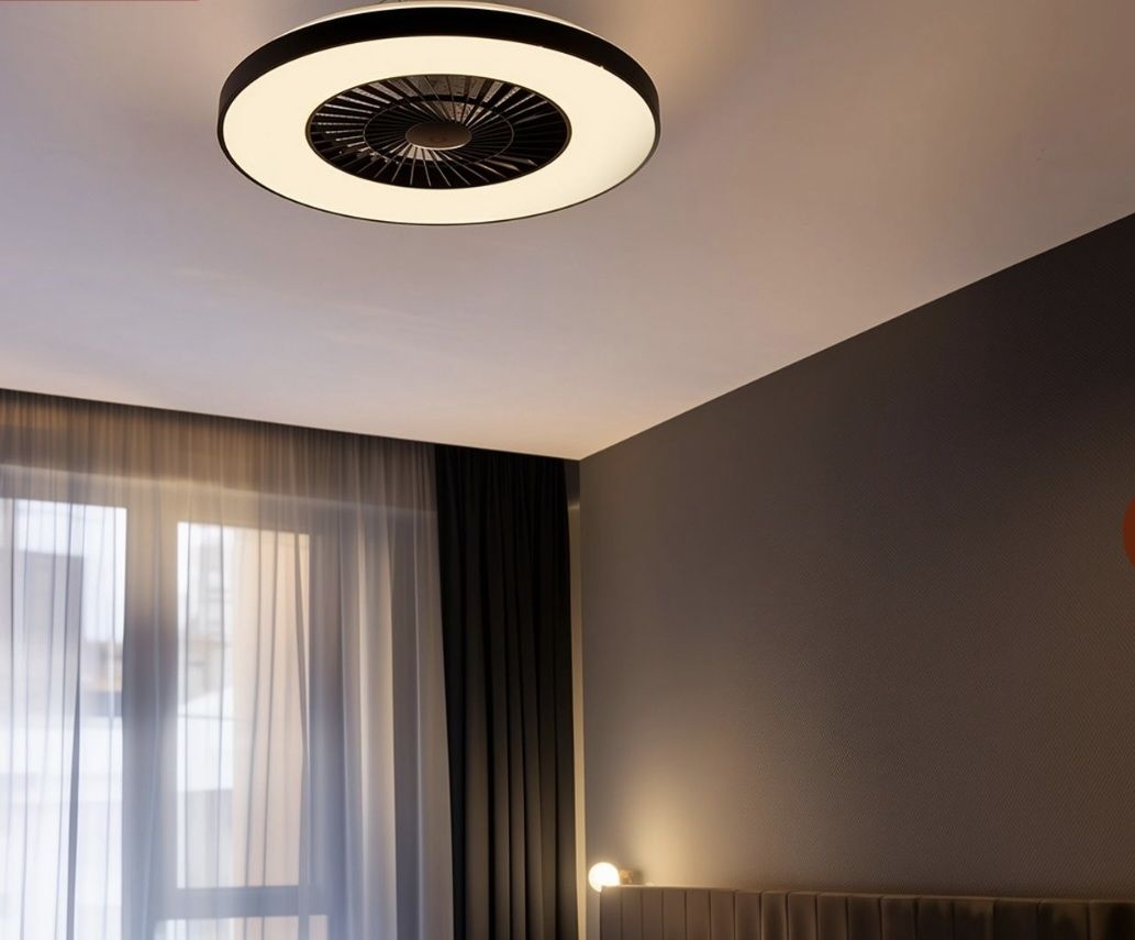 Lustres & lampes de plafonds: Deckenlampe mit Ventilatorfunktion – Défectueux à Rotkreuz par Coolsims5