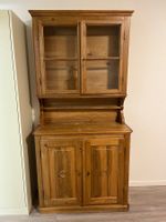 Vitrine Massiv Holz Möbel guter Zustand