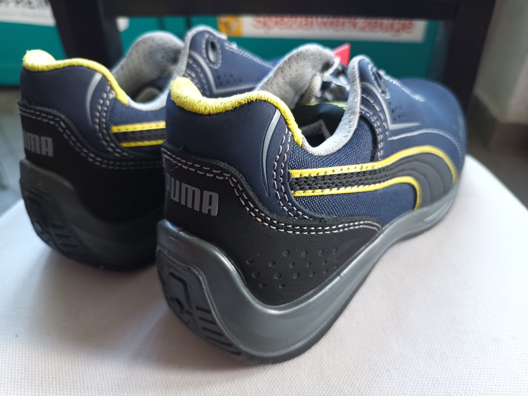 Puma Scarpe da uomo: Puma Sicherheitsschuhe SB E P WRU FO SRC 37 – Nuovo e nell'imballaggio originale da Oberegg venduto da 19franzi94 5