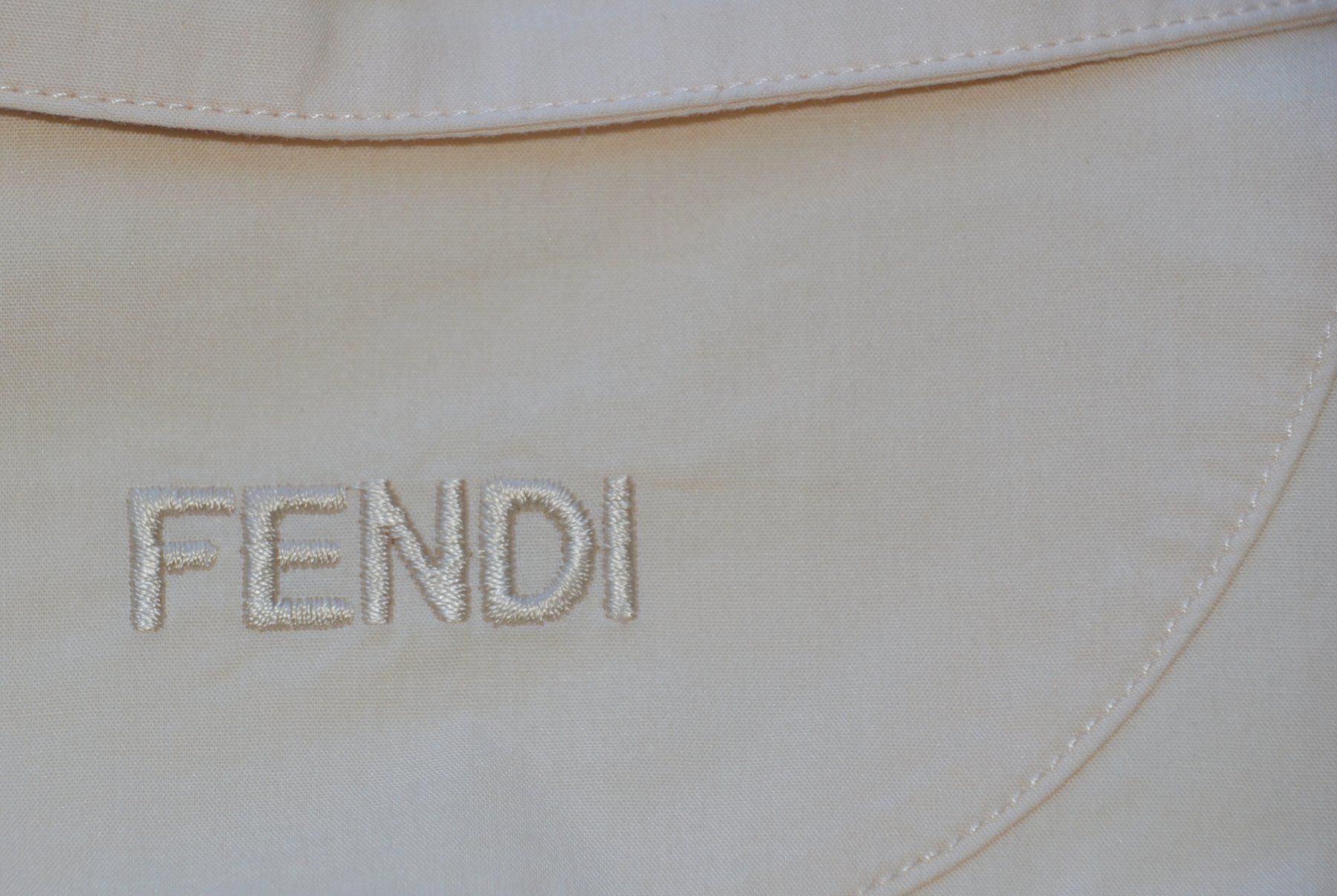 Fendi Kleider: Hemdkleid FENDI robe chemise .38 – Gebraucht aus Collonges von Auganien 5