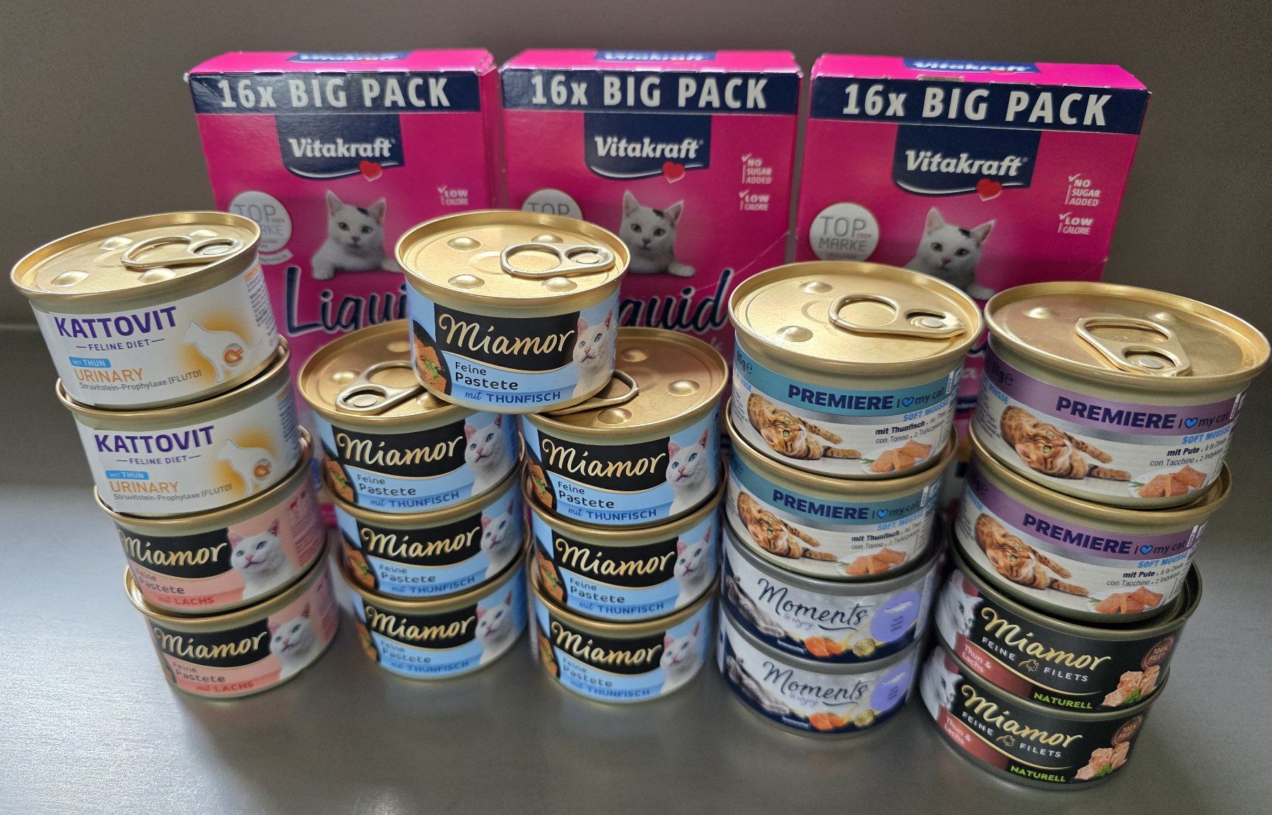 Nourriture: Katzenfutter Megapack – D'occasion à Möriken AG par Flamingo73