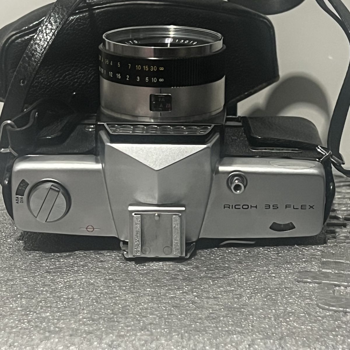 Ricoh Fotocamera: Ricoh 35 Flex Kamera + Tasche – Usato da Unterkulm venduto da Sita013 1