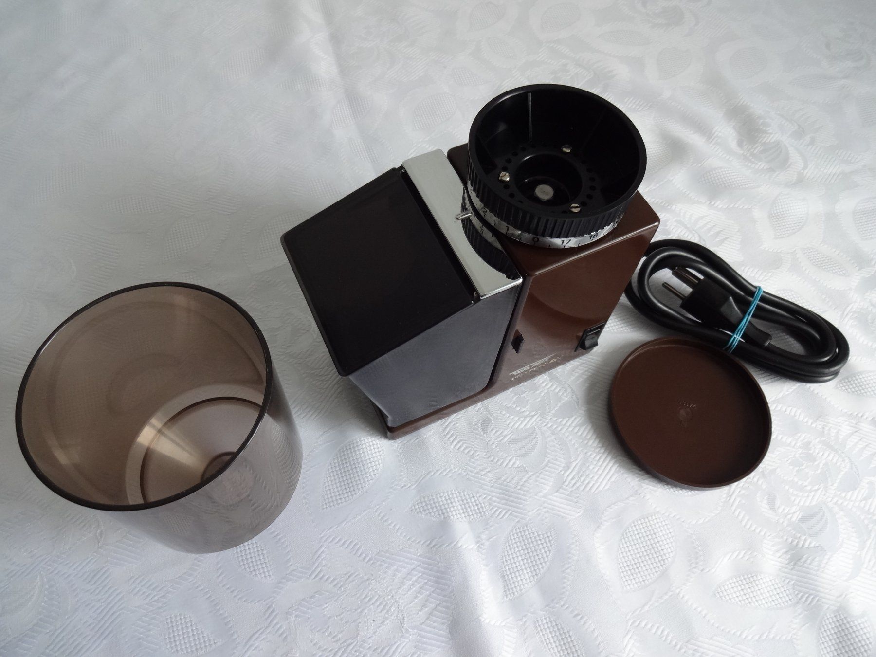 Turmix Macchine per caffè & Macchine per espresso: ELEKT. KAFFEEMÜHLE - TURMIX espresso E20 – Usato da Frauenfeld venduto da rey06 2