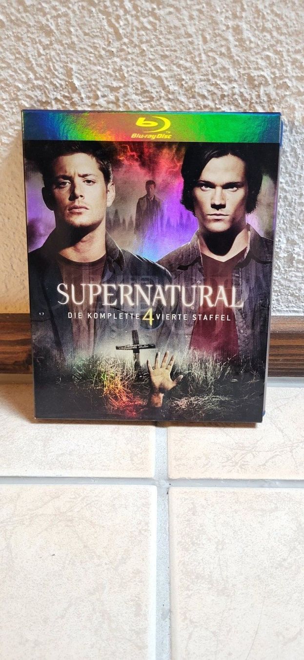 Tutti i DVDs: Blu Ray - Supernatural Staffel 4 – Usato da Münsingen venduto da Heroism2010