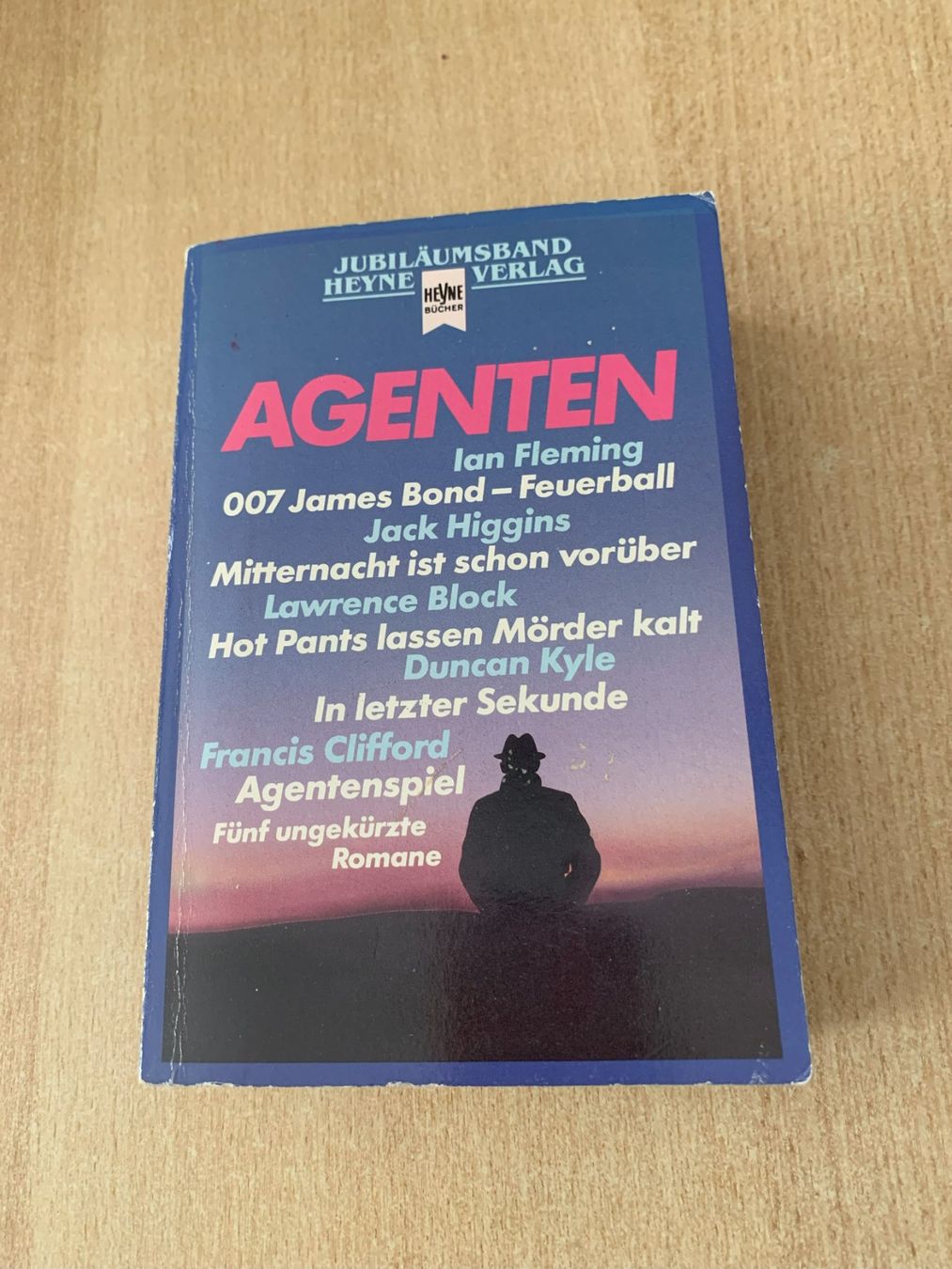 Livres: Agenten 5 Romane in einem Buch – D'occasion à Reinach BL par con_ync2