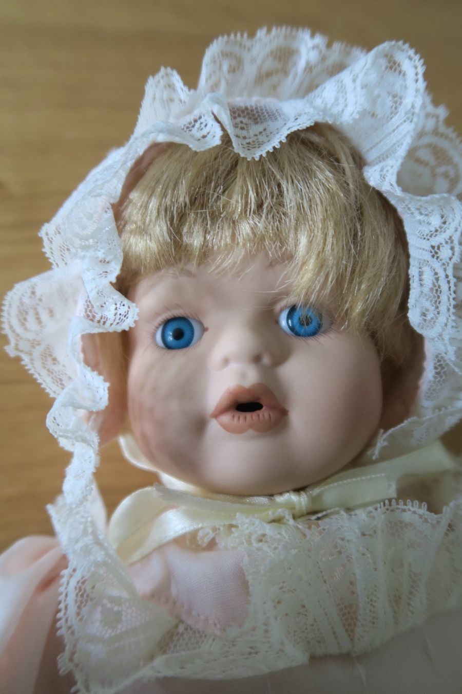 Bambole: Wunderschöne Puppe – Usato da Bubendorf venduto da Ice99 1