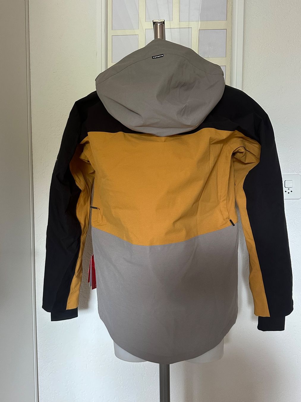 Icepeak Jacken: Icepeak Cale Skijacke Gr. 4656  Neu – Gebraucht aus Sursee von ali_wd2m 6