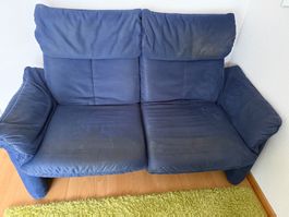 Tolles 2er Sofa mit Chill-Funktion