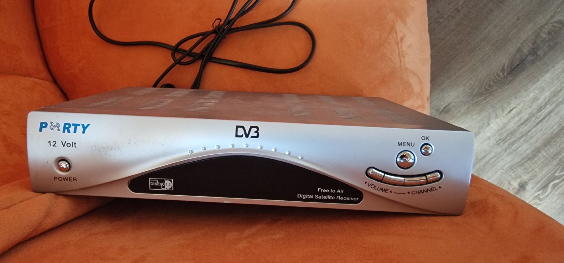 Parabola satellitare: Camping Satelliten System 12V – Usato da Romanshorn venduto da Bodan85 1