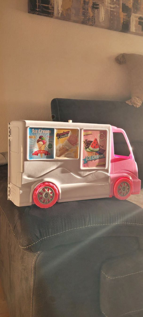 Jouets: Camion glace  Amelia 40 cm – D'occasion à Vevey par obi_n8zc 2