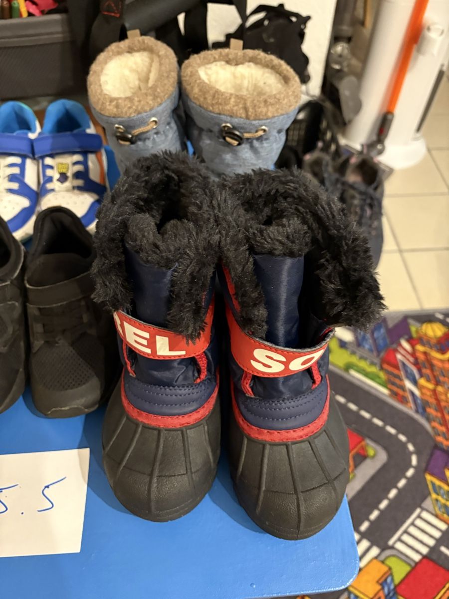 Scarpe per ragazzi: Scarpe bambino – Usato da Contra venduto da Bluma02 4