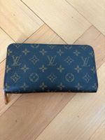 Louis Vuitton Portemonnaie Monogram Canvas Zippy