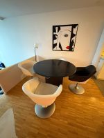 Tisch "Quadrondo" und Stühle "Walter Knoll"