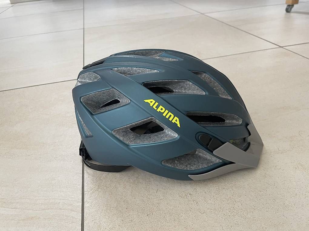 Caschi: Velohelm Alpina Panoma 2.0 LE – Usato da Niederwil AG venduto da Kokolores68