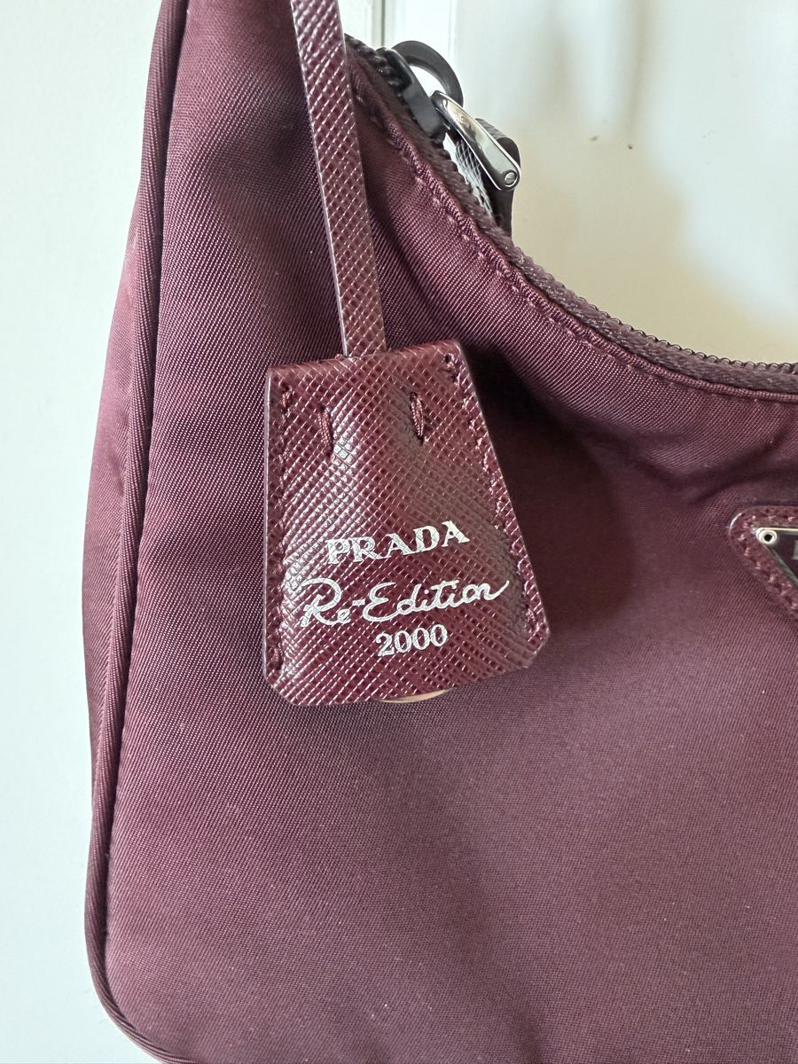 Prada Taschen für Damen: Prada Re-Edition 2000 Nylon Shoulder Bag – Gebraucht aus Küsnacht ZH von cd2026 1