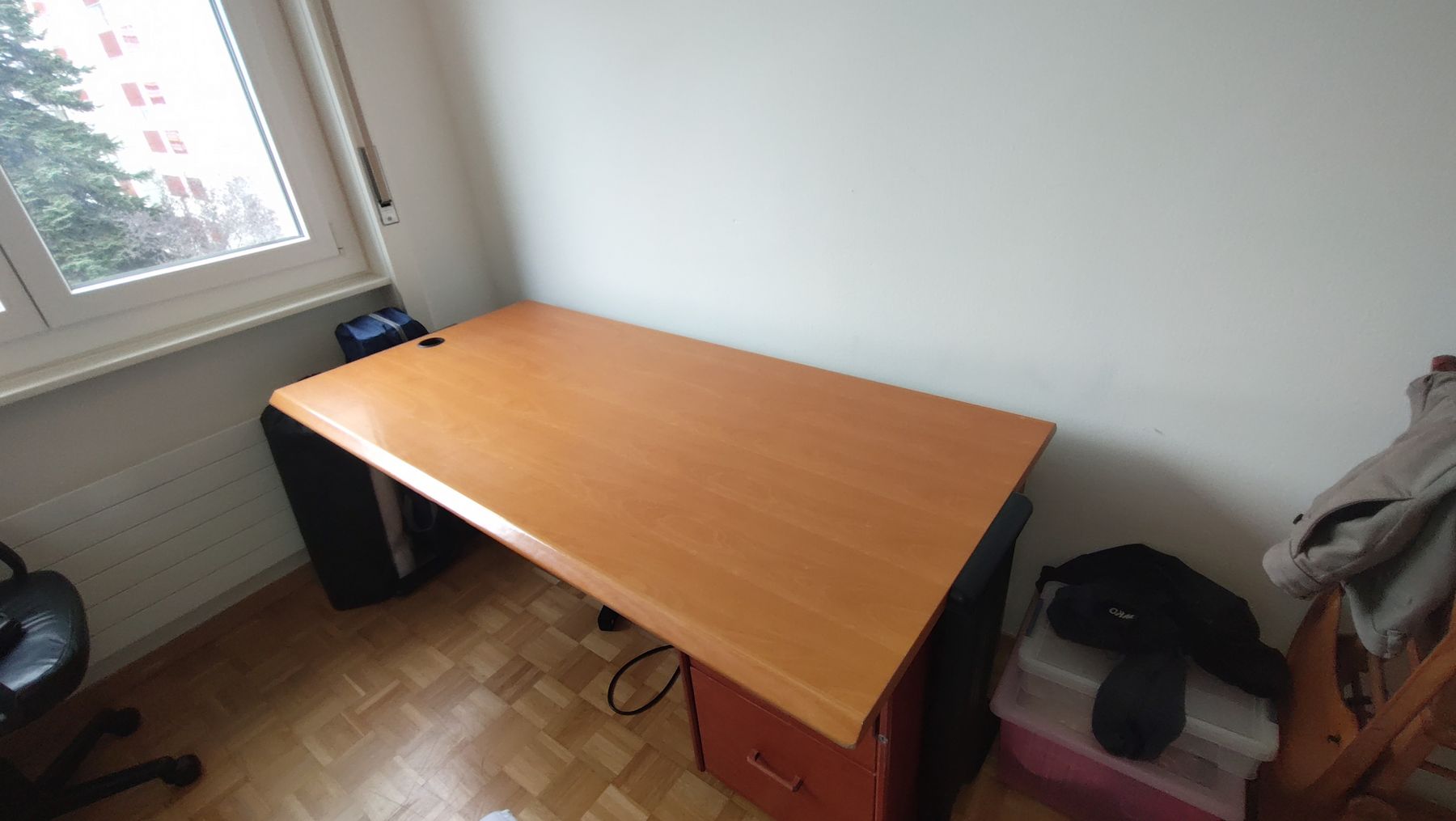 Scrivanie: Bureau en bois. – Usato da Fribourg venduto da Gil_tg85 2