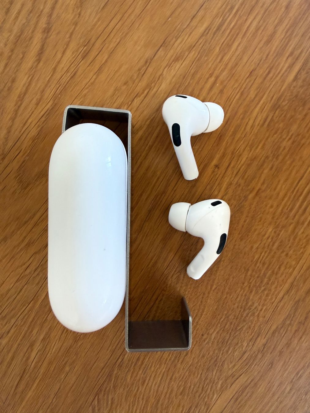 Apple Cuffie: APPLE AirPods Pro 2 (USB-C) – Usato da Lausanne venduto da Nine1982 6