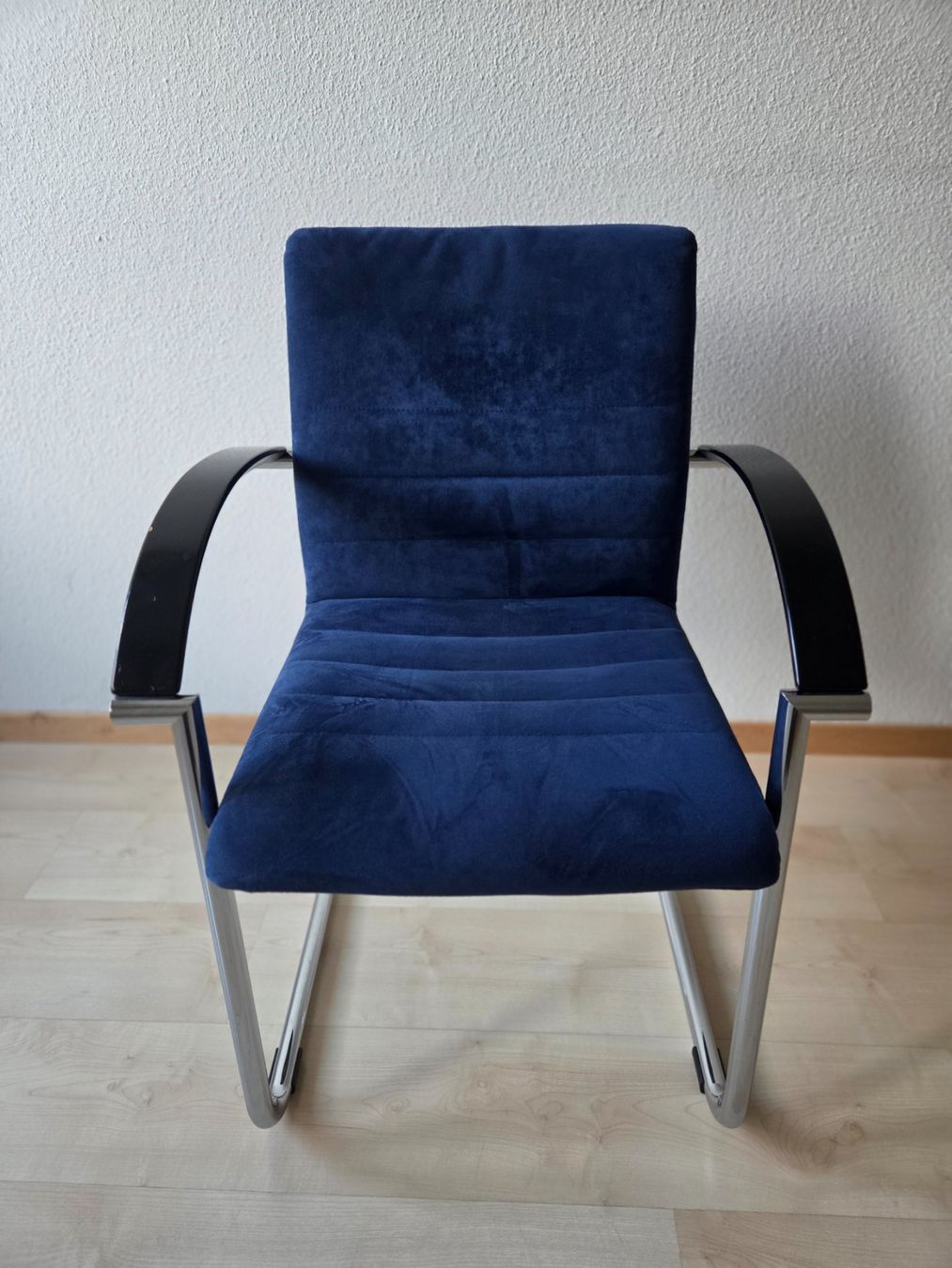 Stühle: Profi Design-Freischwinger in Tiefblau | Einzelkauf – Gebraucht aus Zürich von ant_m569 1