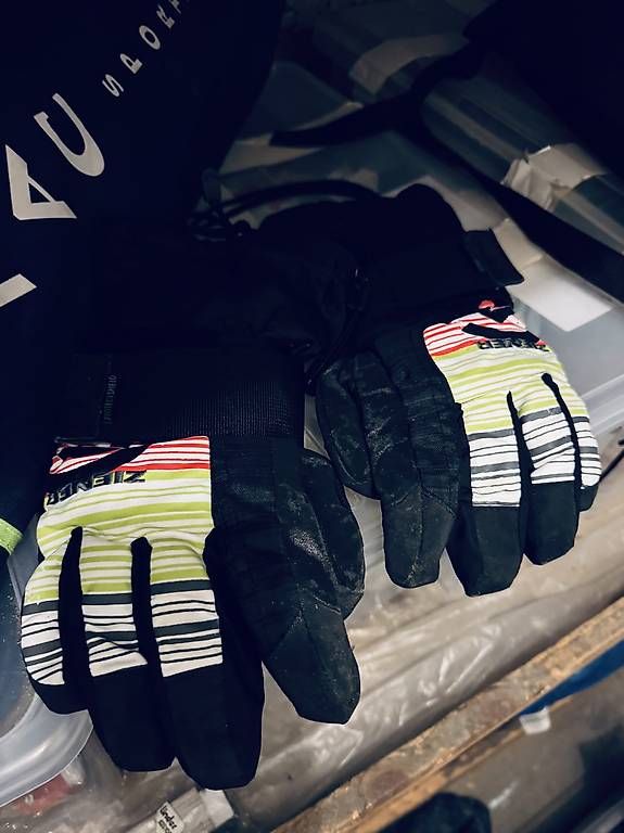 Sonstige Accessoires für Herren: Winter Handschuhe – Gebraucht aus Bern von ste_dbg8 1