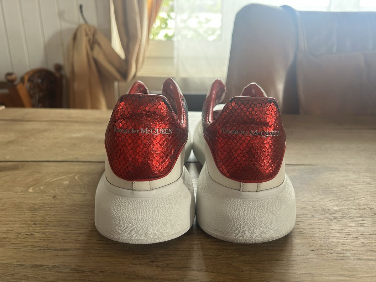 Alexander Mcqueen Herrenschuhe: Alexander McQueen Oversized Sneaker – Python Red – Defekt aus Obergösgen von mad_56fp 4