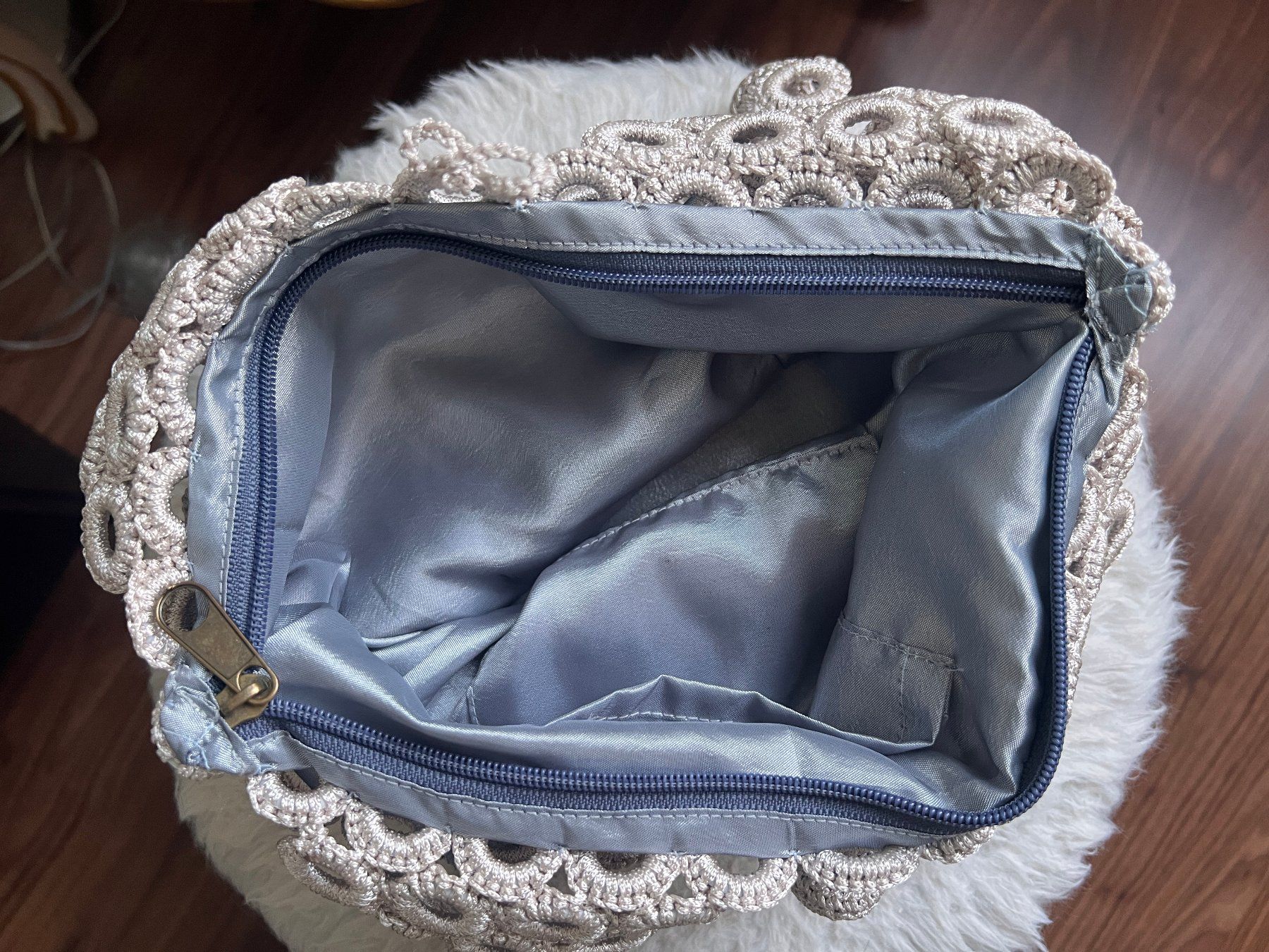 Sacs femmes: Sommertasche hellgrau/silber das Gewisse Etwas – Neuf (Voir description) à Adligenswil par Fabim2006 3