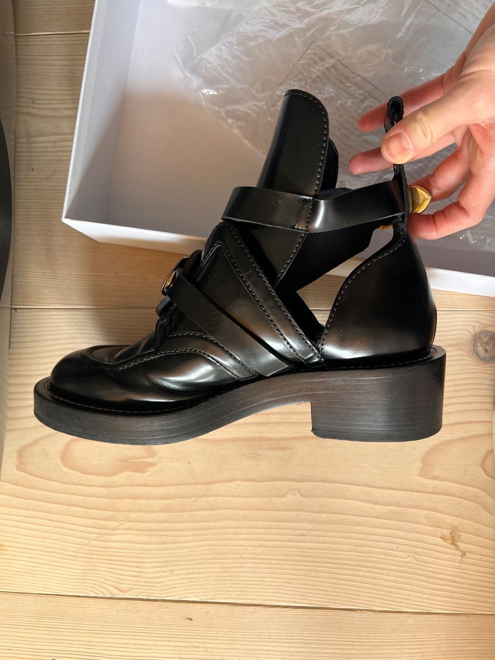 Balenciaga Scarpe da donna: Balenciaga Stiefeletten – Usato da Ittigen venduto da san_9pr8 4