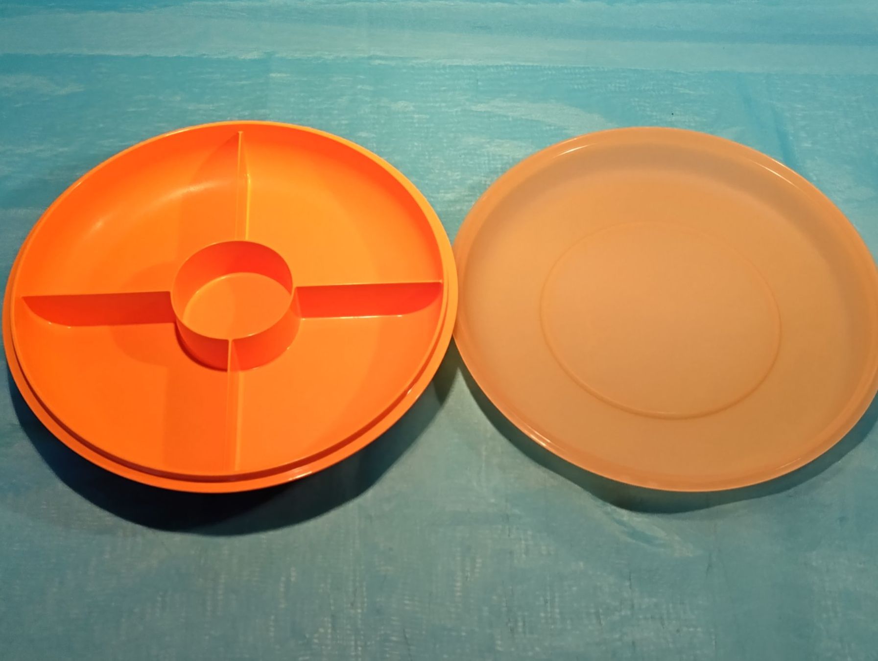 Tupperware Recipients et similaires: Fünfkammeriger Tupperware Behälter, orange – D'occasion à Bellach par JingleCherry 3