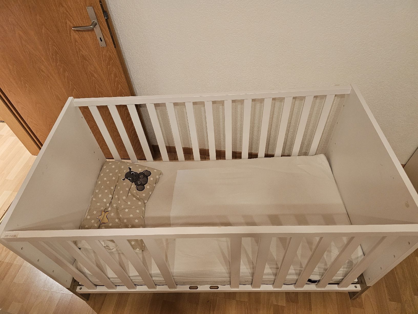 Betten: Gitterbett  – Gebraucht aus Brittnau von foc_z5jb 1