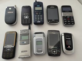 9 Mobiltelefone verschiedene Marken gebraucht Konvolut