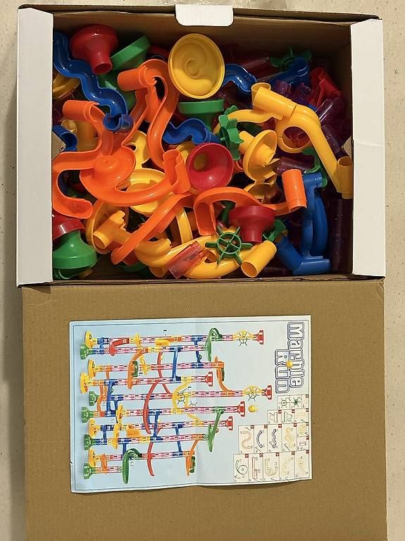 Jeux: Parcours de bille  – D'occasion à Lausanne par ahm_9l9k