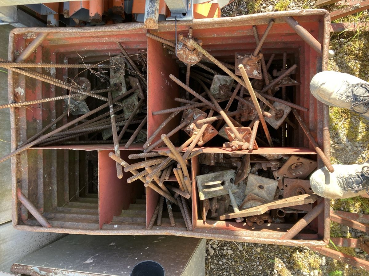 Ponteggi: Schalung peri meva baugewerbe – Usato da Oberaach venduto da soda05