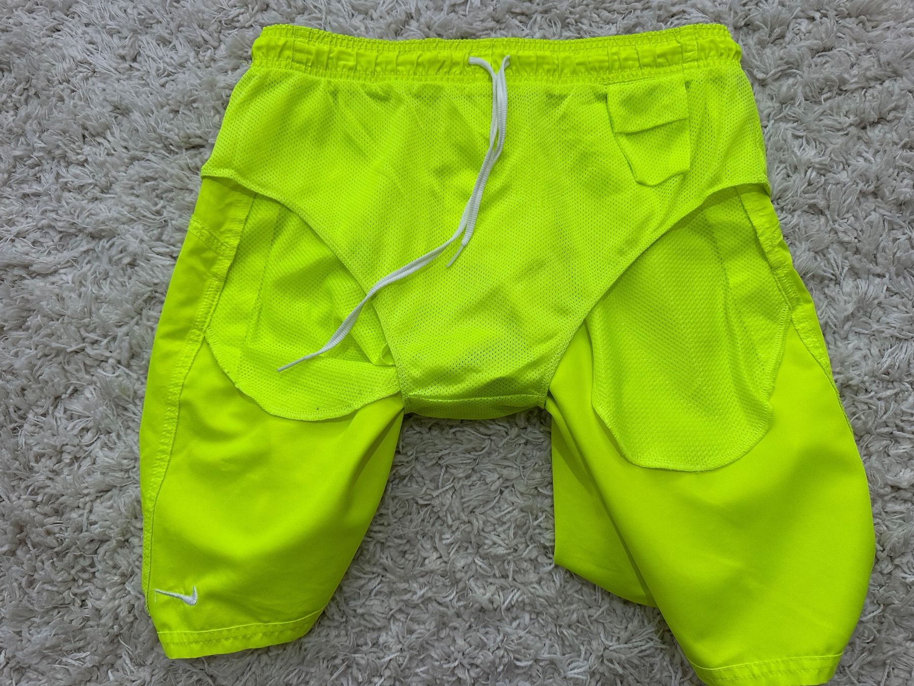 Nike Pantaloni: Nike Badehose Gr.S – Usato da Bern venduto da BrandVilla 2