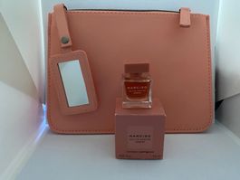 Miniature et trousse Narciso Rodriguez