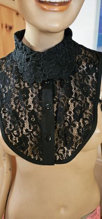 Elegante Kragen Spitze  neuwertig,