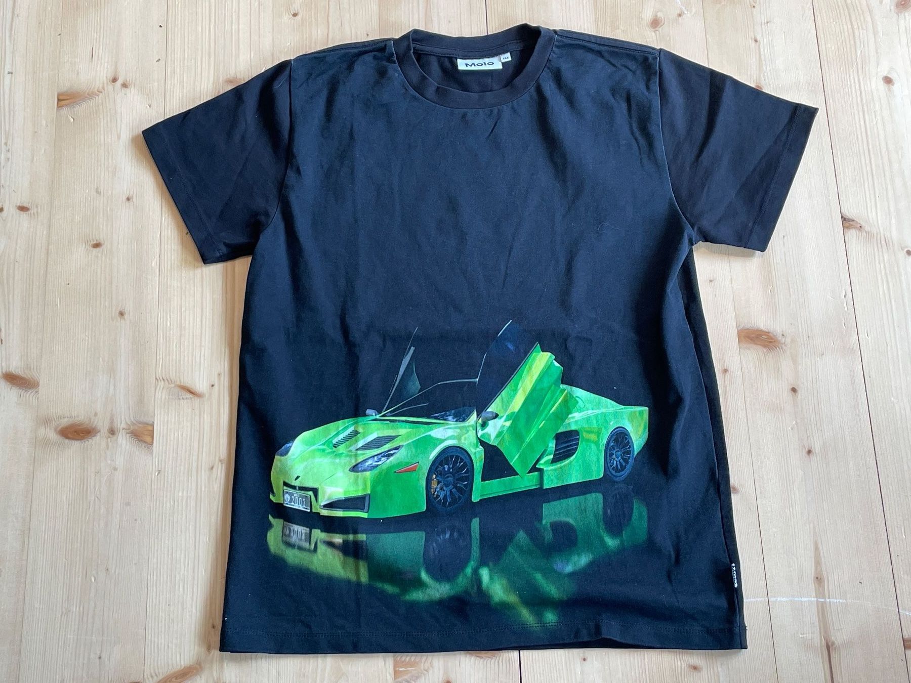 Molo Camicie, T-shirt & Polo: MOLO Shirt "Green Lambo" Gr. 164 – Usato da Frasnacht venduto da GracyStore