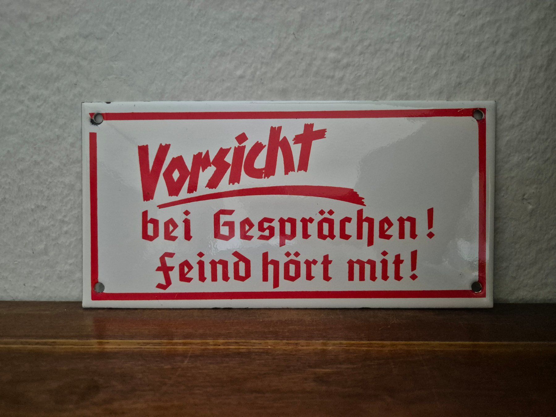 Emailschild Vorsicht Feind hört mit Spruch Emaille Schild (Neu (gemäss ...