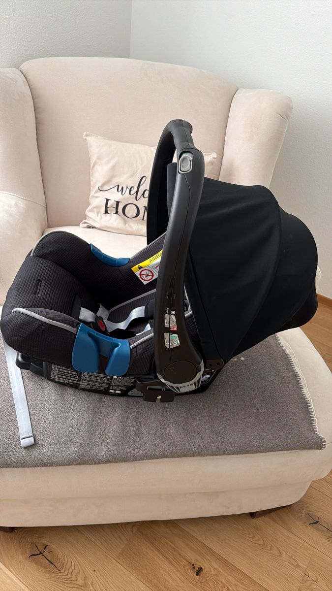 Britax Römer Seggiolini per auto: Maxi Cosi Babyschale Mercedes NEU – Nuovo (secondo la descrizione) da Hagendorn venduto da jen_dbm8 2